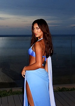 Ysabella Bottani image 4 of 4