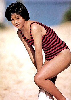 Yui Asaka image 2 of 4