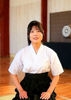 Yui Asakaze image 2 of 2