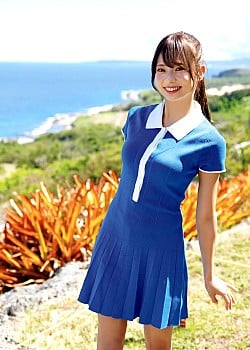 Yui Hayashi image 2 of 2