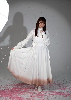 Yui Takemoto image 2 of 3