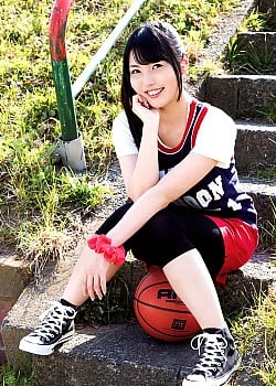 Yuka Ootsubo image 4 of 4