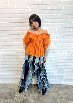 Yuka Ueno image 2 of 3
