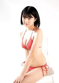 Yuki Ishii (Gravure Idol) image 2 of 4
