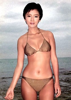 Yumi Asou image 2 of 4