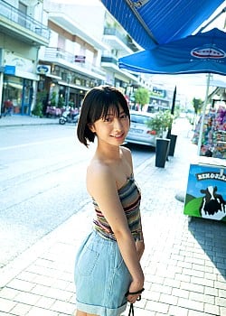 Yumia Fujisaki image 2 of 2