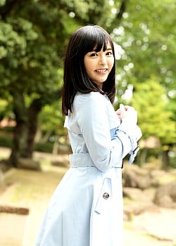 Yuna Ogura image 2 of 4