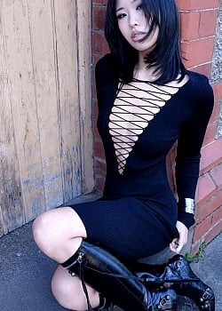 Yuna Rei (Onlyfans) image 4 of 4
