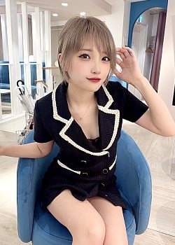 Yuria Tojo image 2 of 4