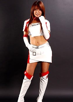 Yuuki Aikawa image 1 of 4