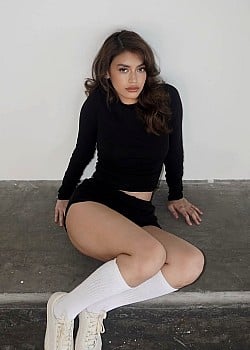Yvonne Aresu