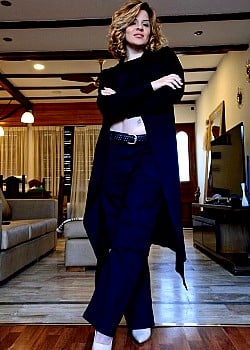 Zarah Milf image 1 of 2