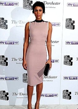 Zawe Ashton image 1 of 1