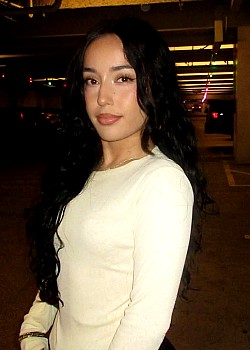 Zaynab Waizzada image 2 of 3