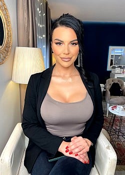 Zeljana Dubaic image 3 of 4