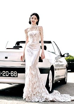 Zhang Kaiying image 1 of 2