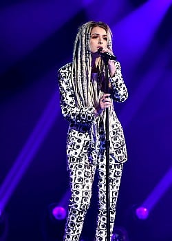 Zhavia Ward image 2 of 3