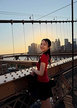 Zhu Yi image 2 of 2