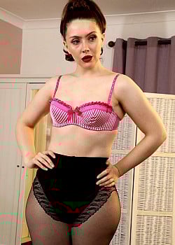Zina Fox image 4 of 4