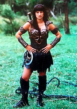 Zoe Bell image 4 of 4