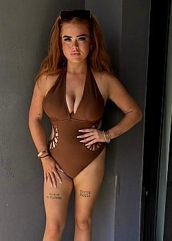 Zoe Gallacher image 2 of 4