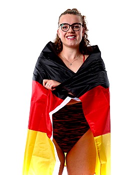 Zoe Vogelmann image 2 of 4