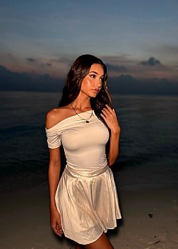 Zuzanna Balonek image 3 of 3
