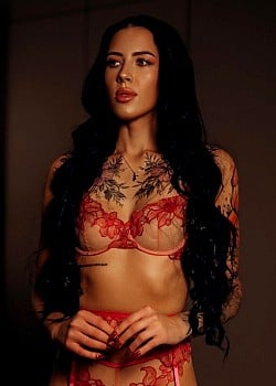 Zuzanna Rozek image 2 of 3