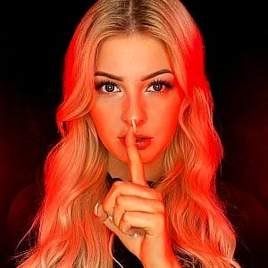 ASMR Janina