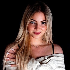 ASMR Janina
