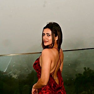 Aahna Sharma