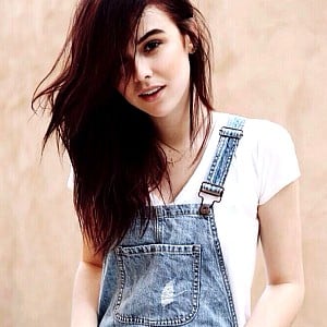 Acacia Brinley Clark