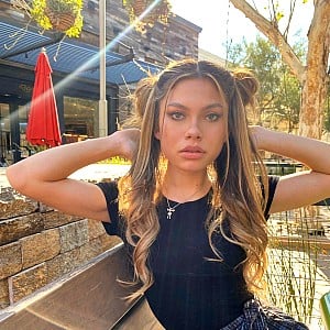 Addison Riecke