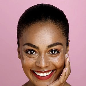 Adelle Tracey