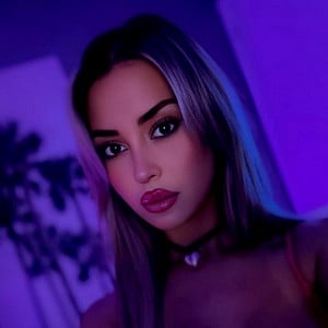 Adriana Ella