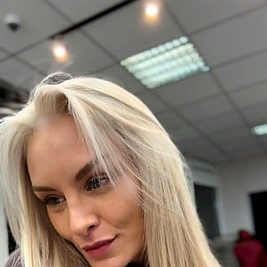 Adriana Nowa