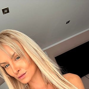 Adriana Nowa