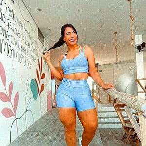 Adriane Lemos