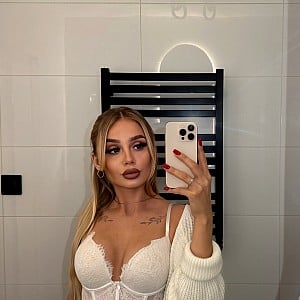Agata Szmaglinska