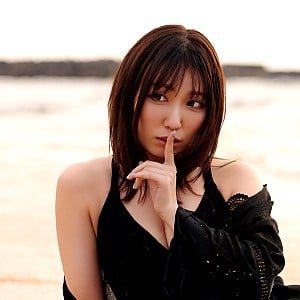 Aina Suzuki