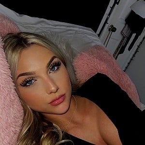 Ainsley Renee