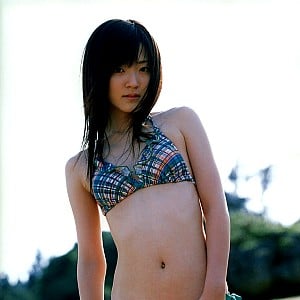 Airi Suzuki