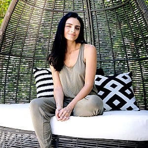 Aislinn Derbez