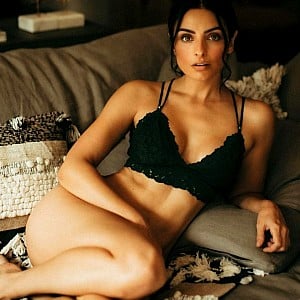 Aislinn Derbez