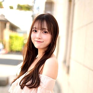 Akari Yura