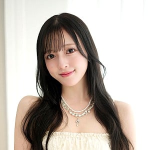Akari Yura
