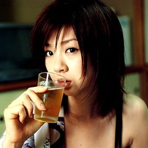 Aki Hoshino