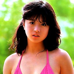 Akina Nakamori
