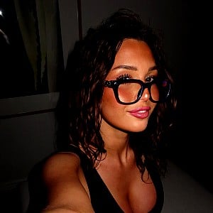 Alarah Hochman