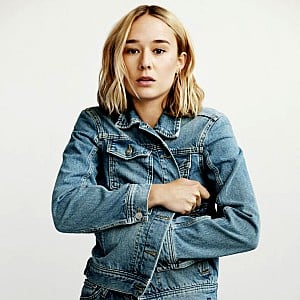 Alba August